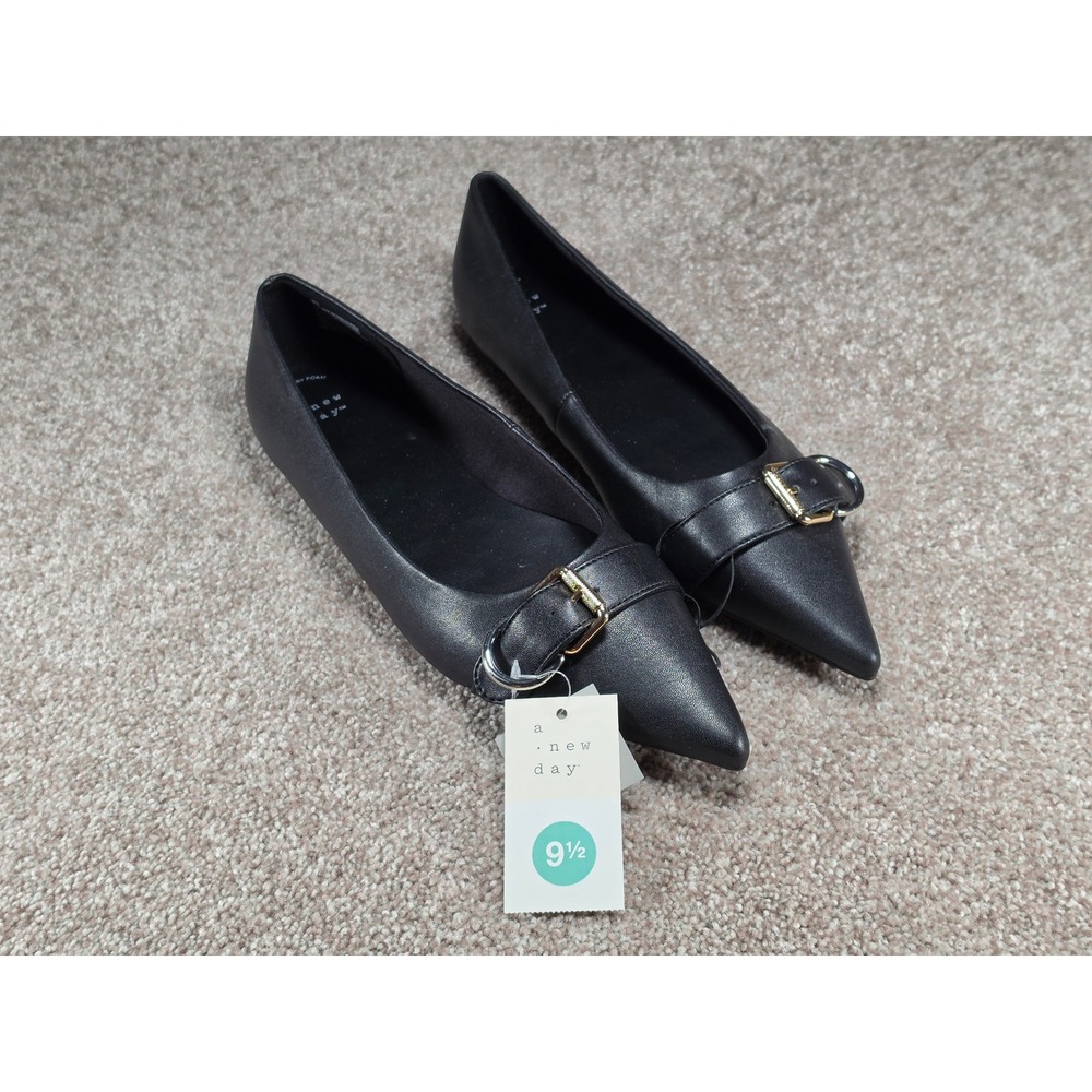 A New Day Valentina Black Pointed Toe Buckle Ballet Flats Womens 9.5 NWT